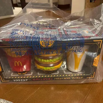 맥도날드 에반게리온 피규어 세트 바 세트