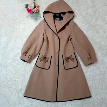 엠즈 그레이시 울 코트 리본 모티브 카멜 후드 스팽글