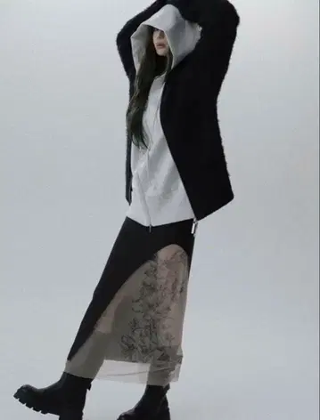 melt the lady lilly tatoo skirt