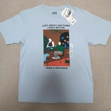 새상품 UNIQLO 무라카미 하루키 T셔츠 S사이즈