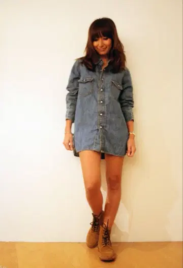 거의 새상품 SEA 라이트 블루 데님 셔츠