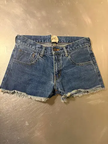 거의 미사용 SEA 다크 블루 데님 숏팬츠