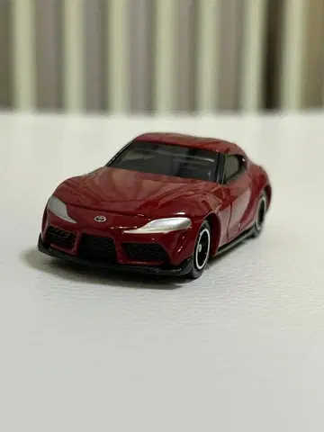 도요타 수프라 미니카 레드