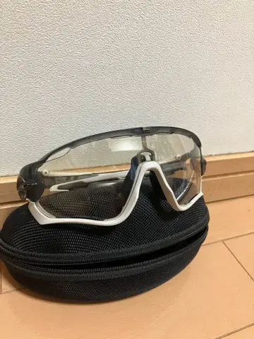 Oakley JAWBREAKER
