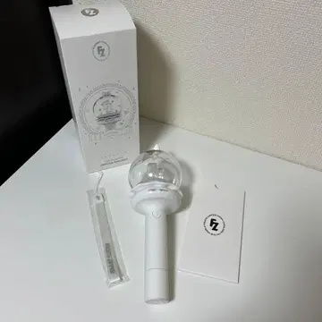 FRUITS ZIPPER OFFICIAL FAN LIGHT 응원봉
