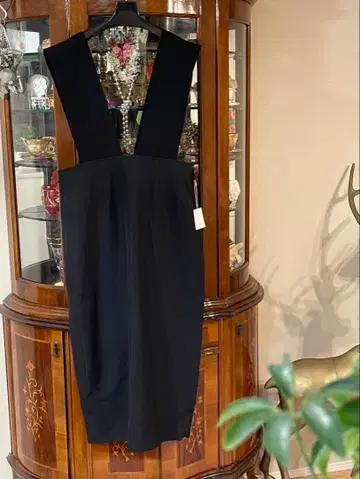 우노 우노 두에 점퍼 스커트 블랙