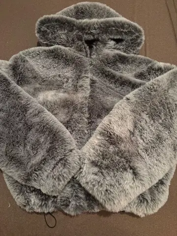 ZARA 후드 부착 퍼 자켓