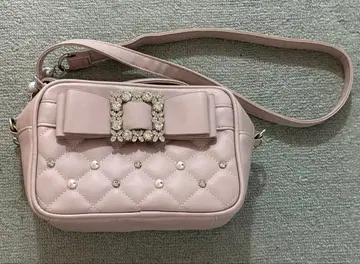 노에미 아가씨 비쥬 리본 숄더백 핑크