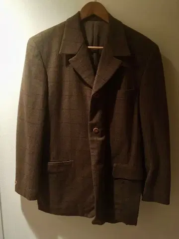 브라운 체크 무늬 자켓 다케오 키쿠치