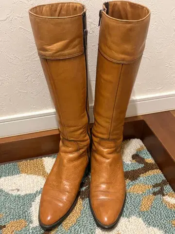 브라운 가죽 롱 부츠 낮은 힐