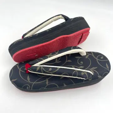 조리 노스탤지어 블랙 악센트 컬러 레드 EVA 착용 저반발 쿠션 포함