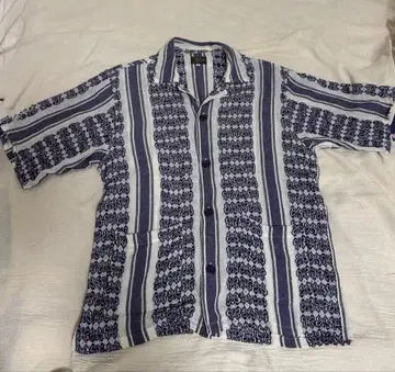 NEPENTHES 반팔 셔츠 S 사이즈 네이비