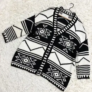 ENVYM 가디건 네이티브 무늬 v넥 기하학 패턴 모노톤 ( F )