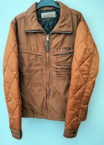 AVIREX 레스큐 자켓 M 오렌지 퀼팅 절개