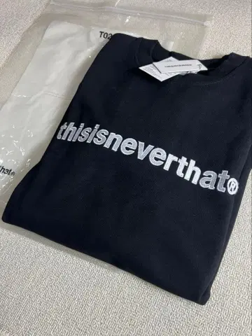 thisisneverthat 맨투맨 남녀 공용 M