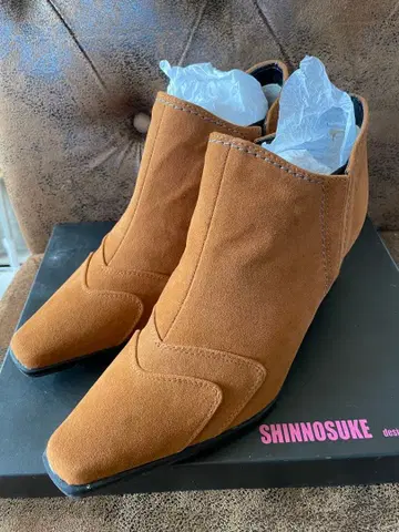 SHINNOSUKE 브라운 스웨이드 숏부츠