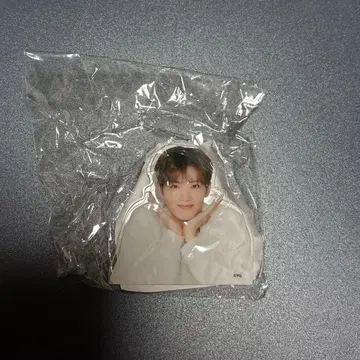 TREASURE 준규 캡슐 토이 아크릴 클립