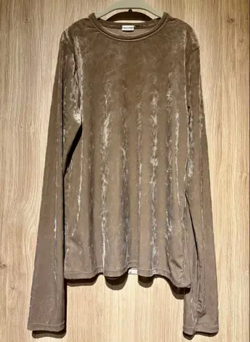 미라 오웬 벨로아 롱T 새상품급