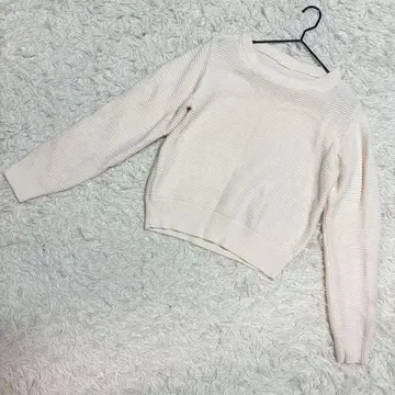 지유 니트 굵은 짜임 라운드넥 무지 심플 화이트 ( L )