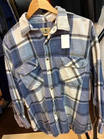 NORTH WEST TERRITORY 블루 화이트 체크 플란넬 셔츠