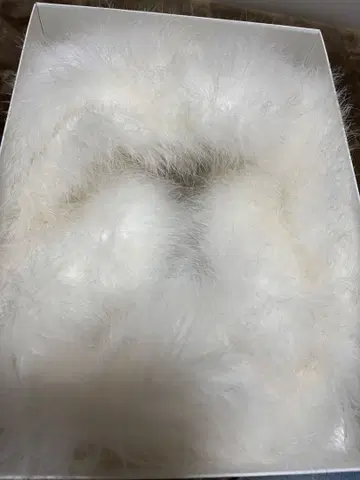 화이트 퍼 기모노 숄