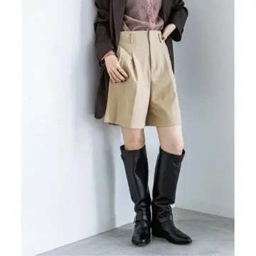 Noble 페이크 스웨이드 숏팬츠