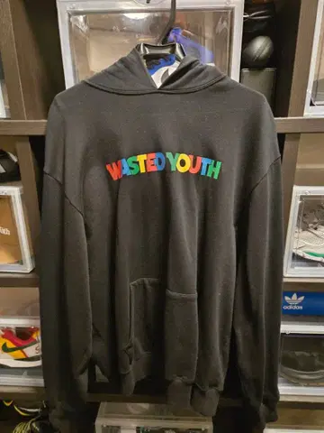 WASTED YOUTH 블랙 후드티