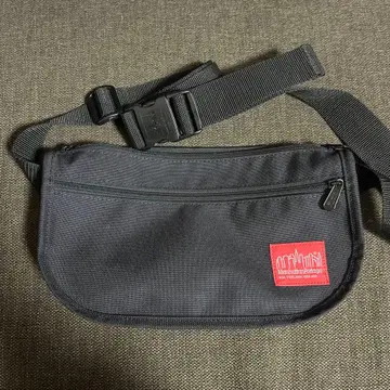 맨하탄 포티지 바디백 블랙