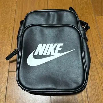 NIKE 숄더백 블랙
