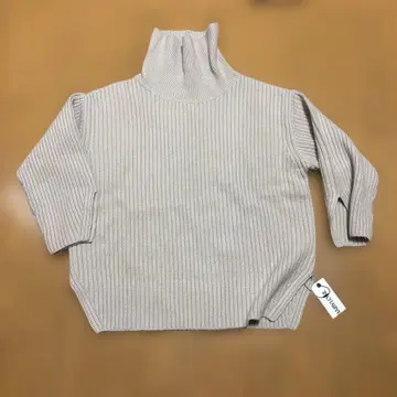 BABYLOAN 리브 하이넥 니트 스웨터