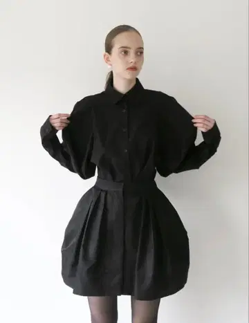 블랙 플레어 스커트