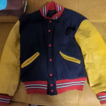 DeLONG 바시티 자켓 38 레드/네이비/카멜 크레이지 컬러