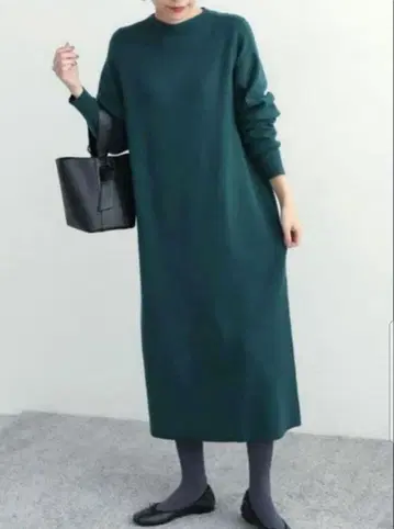 어반 리서치 도어스 워셔블 보틀넥 니트 롱 원피스