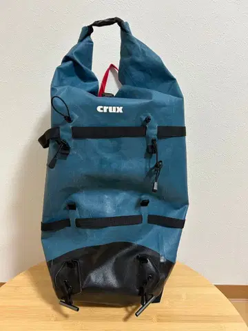 CRUX 크랙스 RK30 블루 방수 롤탑 백팩
