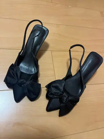 GRL 블랙 리본 하이힐 23.5cm