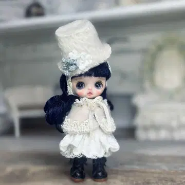 85 미니 브라이스 아웃핏