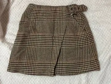 체크 무늬 타이트 스커트 사이드 벨트 포함