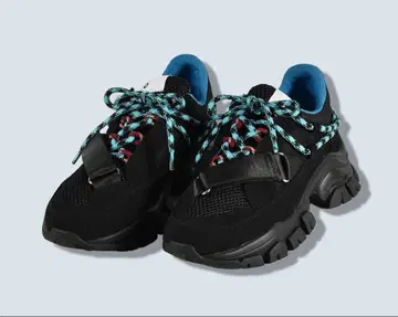 OMMO 멀티 컬러 헬 스니커즈