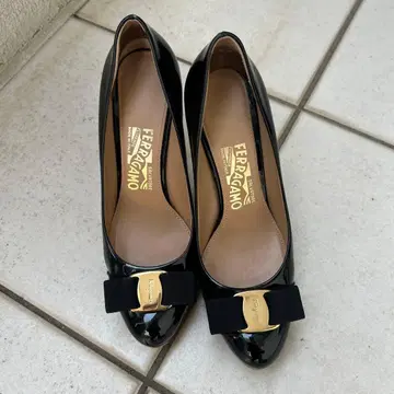 Ferragamo 블랙 하이힐 6