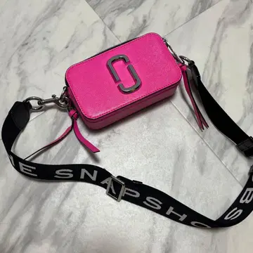 마크 제이콥스 핑크 숄더백