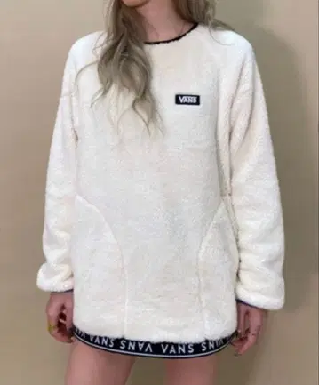 VANS/반스 루즈 실루엣 보아 상의