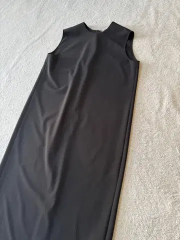 새상품 띠어리 럭스 원피스