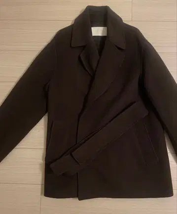 Ballsey 프리미엄 울 리버 벨티드 숏코트