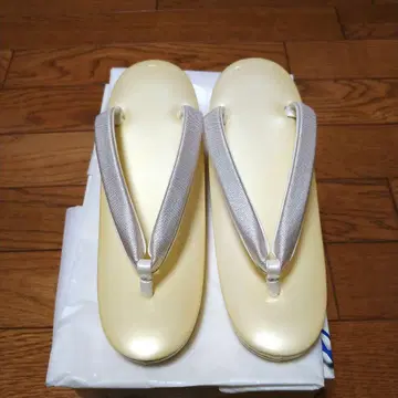 크림색 일본 의류용 조리 조리 실버 스트랩