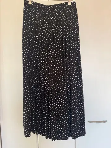 카구레 도트 개더 스커트