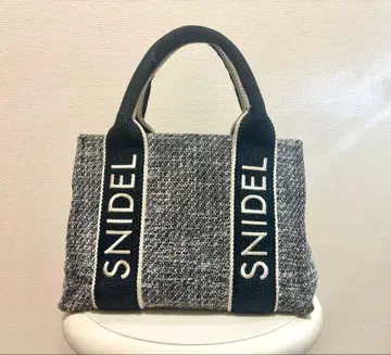 SNIDEL 퀼팅 로고 백