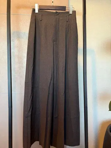 jose moon 와이드 팬츠 프론트 턱 포함