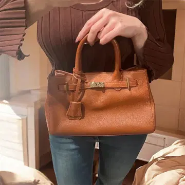 페친차 브라운 가죽 미니 핸드백