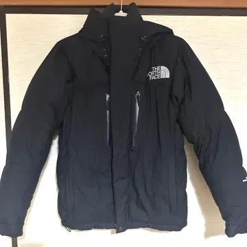 THE NORTH FACE 블랙 다운 자켓