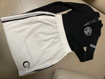 CNC 스포츠 웨어 세트 블랙 화이트